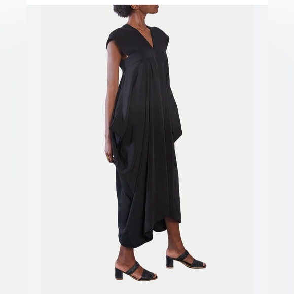 MEG WIDE STRAP DRESS - BLACK - Picture 1 of 3